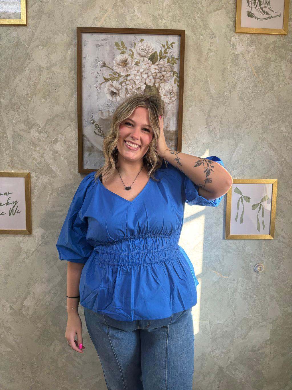 Half Bubble Sleeve V-Neck Top