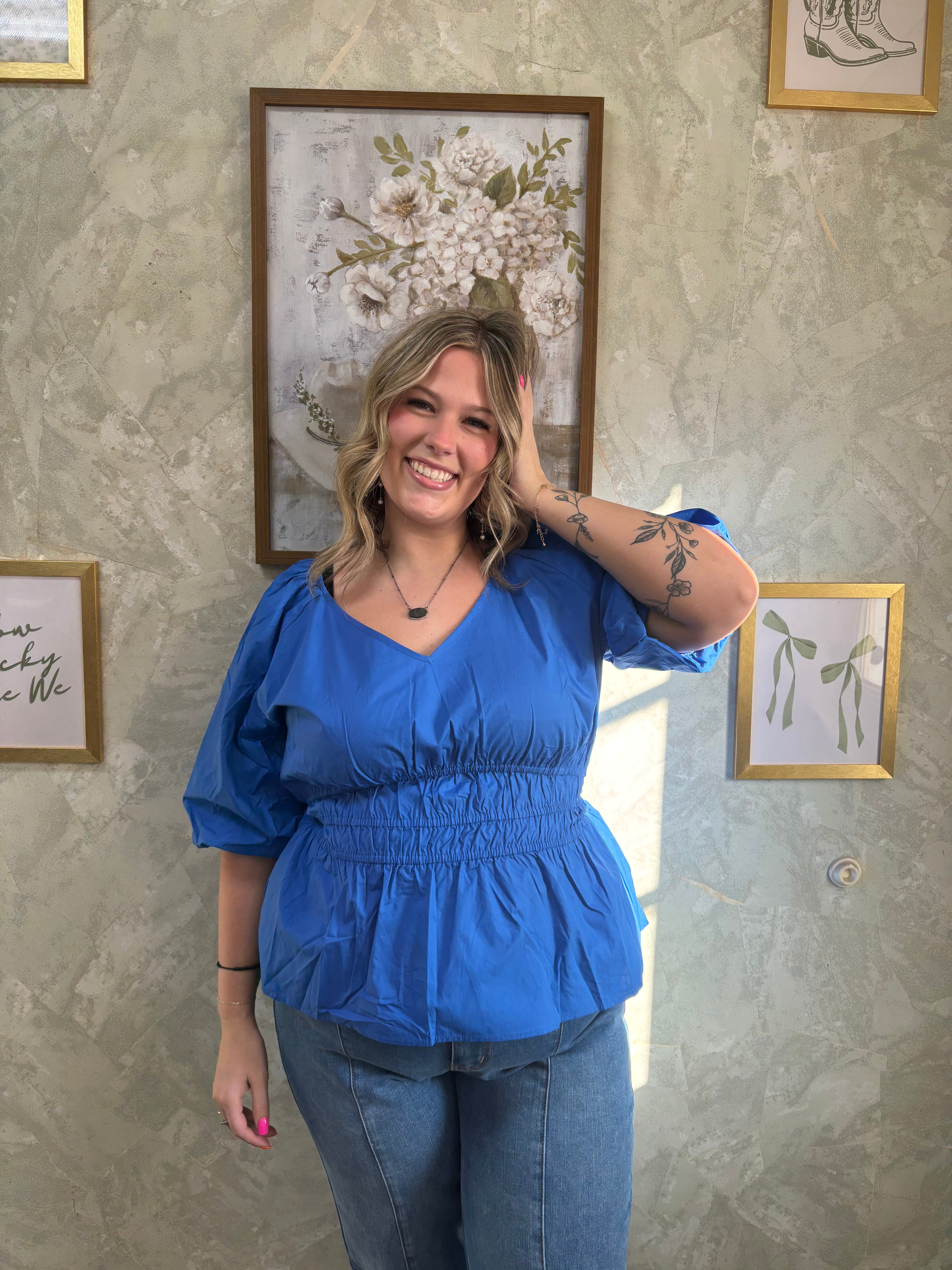 Half Bubble Sleeve V-Neck Top