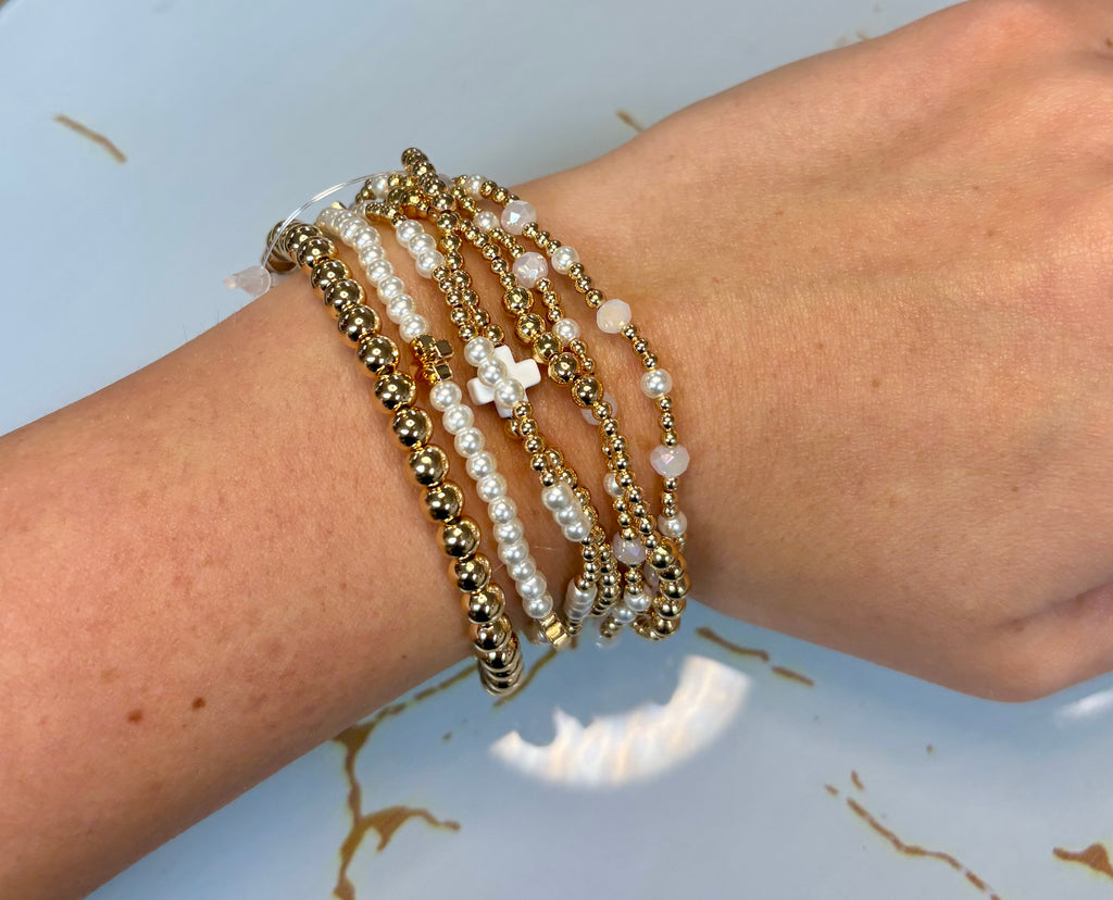 Pearl and Gold Set of 7 Stretch Bracelet